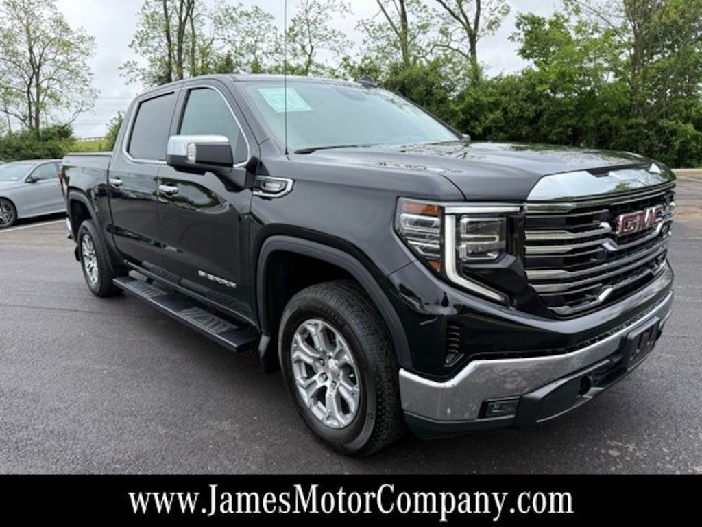 Used 2023 GMC Sierra 1500 SLT Truck Crew Cab