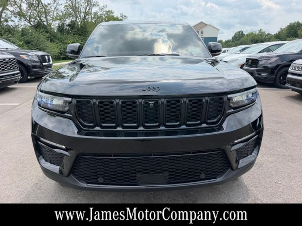 Used 2025 Jeep Grand Cherokee Limited SUV