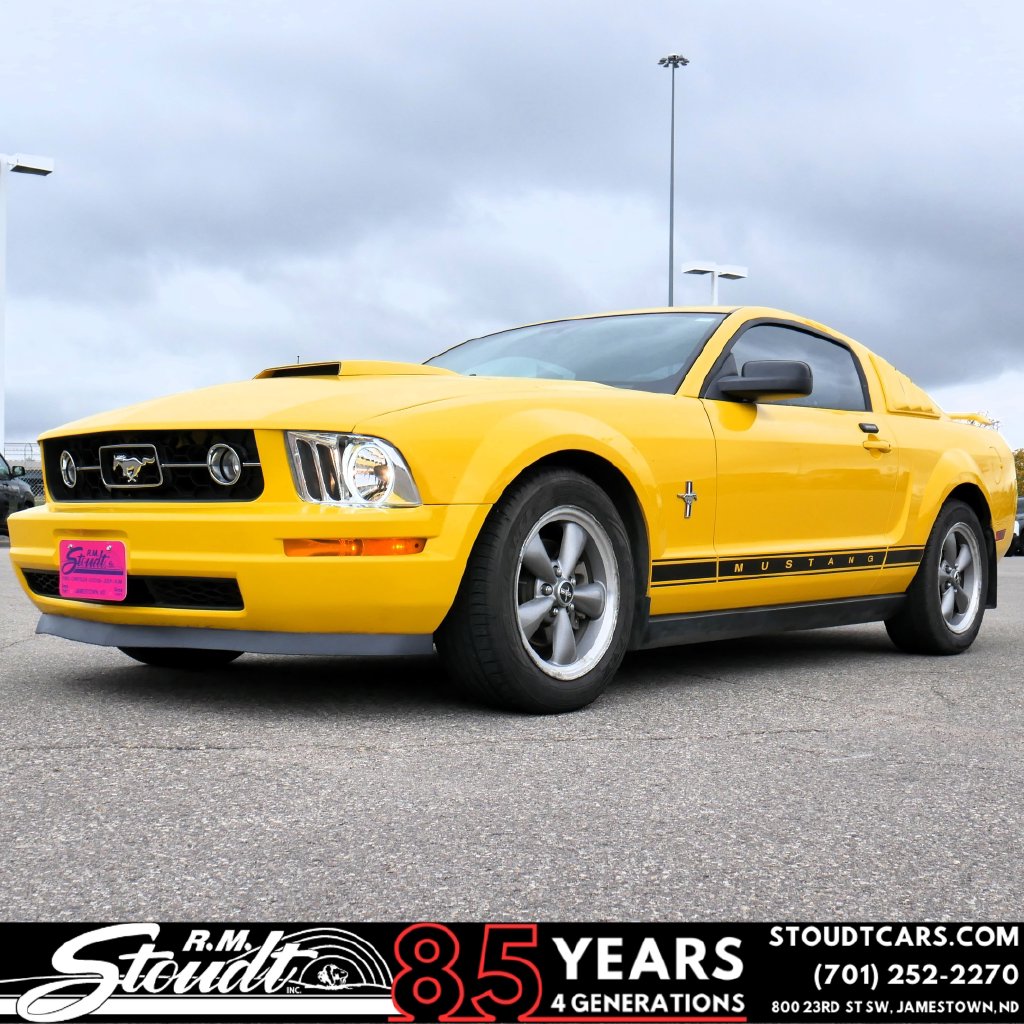 2006 Ford Mustang Standard