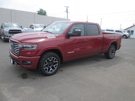 2026 Ram 1500 LARAMIE CREW CAB 4X4 6'4 BOX Pickup