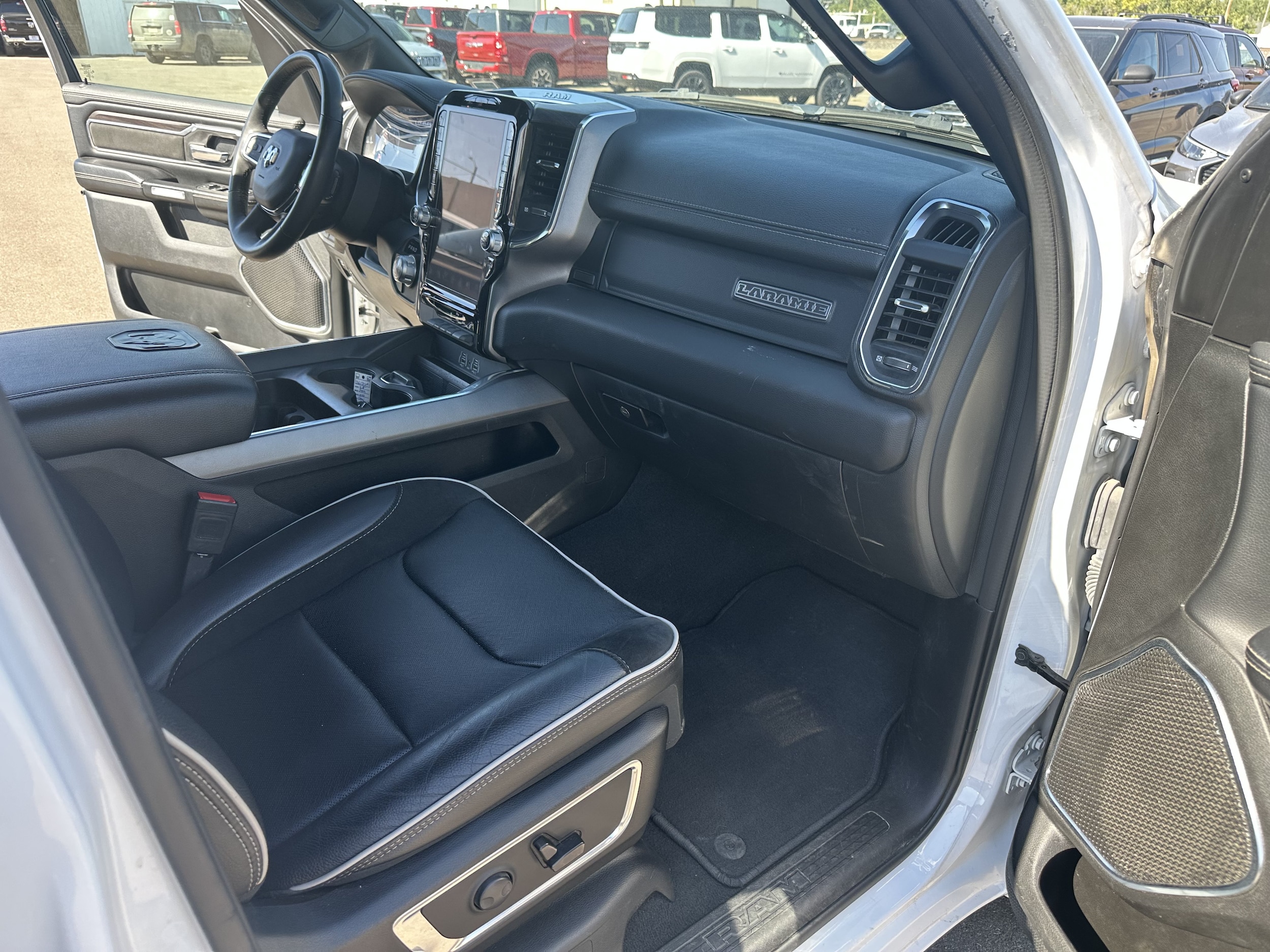 2025 RAM 1500 Pickup Laramie