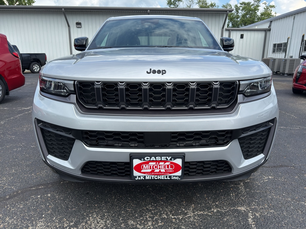 New 2026 Jeep Grand Cherokee LAREDO ALTITUDE 4X4 Sport Utility