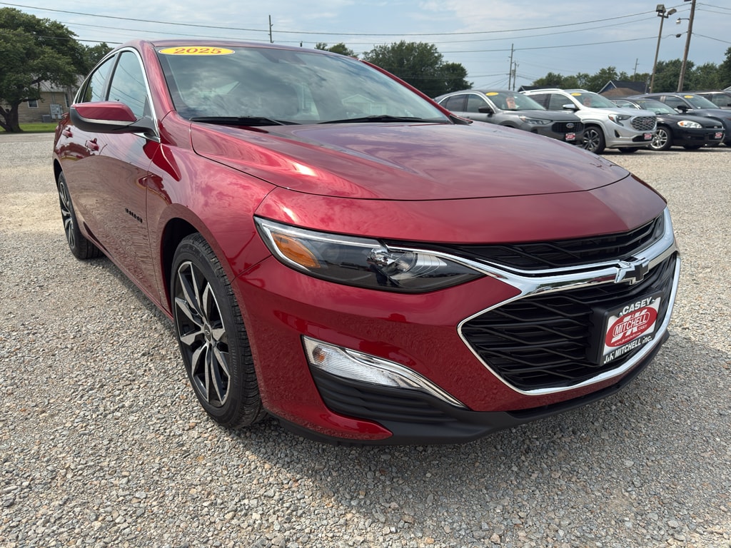 Used 2025 Chevrolet Malibu RS Car