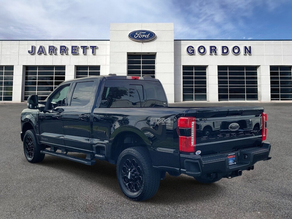 Certified 2025 Ford F-250 Truck Crew Cab