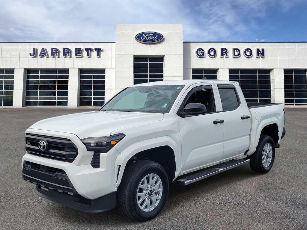 Certified 2025 Toyota Tacoma SR Truck Double Cab