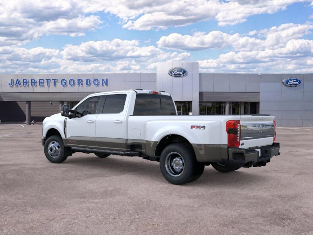 New 2026 Ford F-350 King Ranch Truck Crew Cab