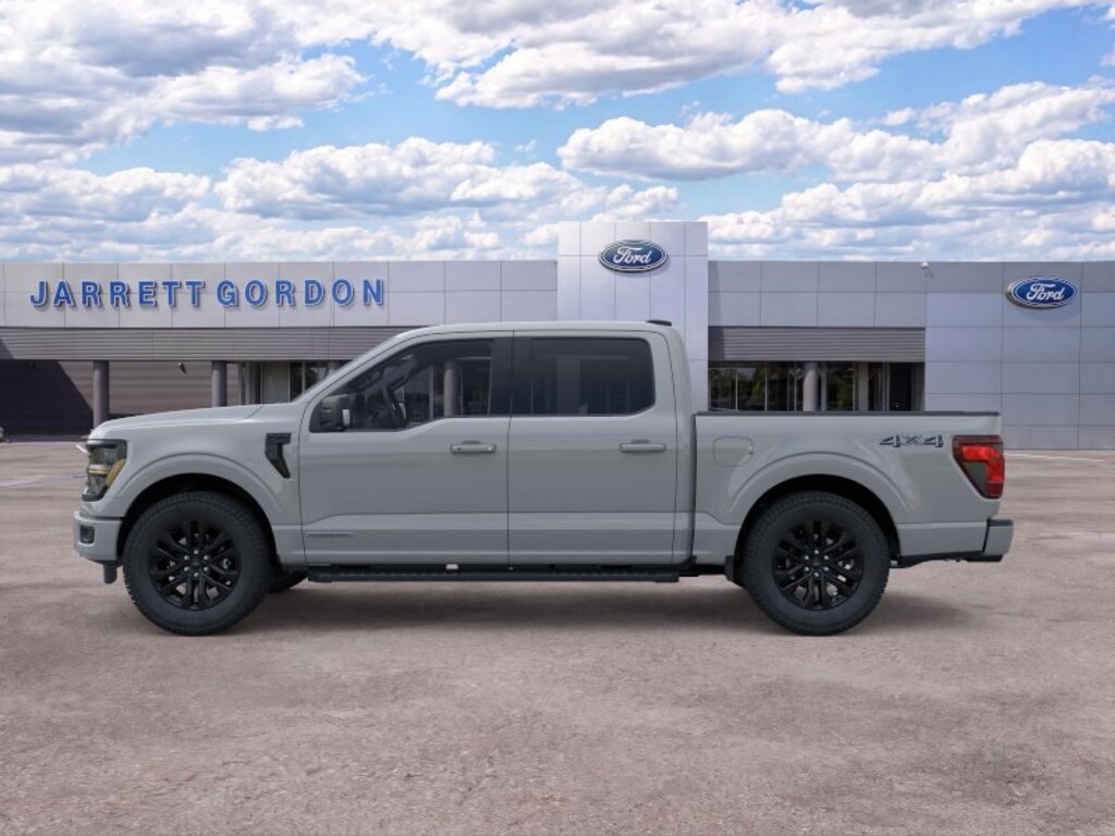 New 2026 Ford F-150 XLT Truck SuperCrew Cab