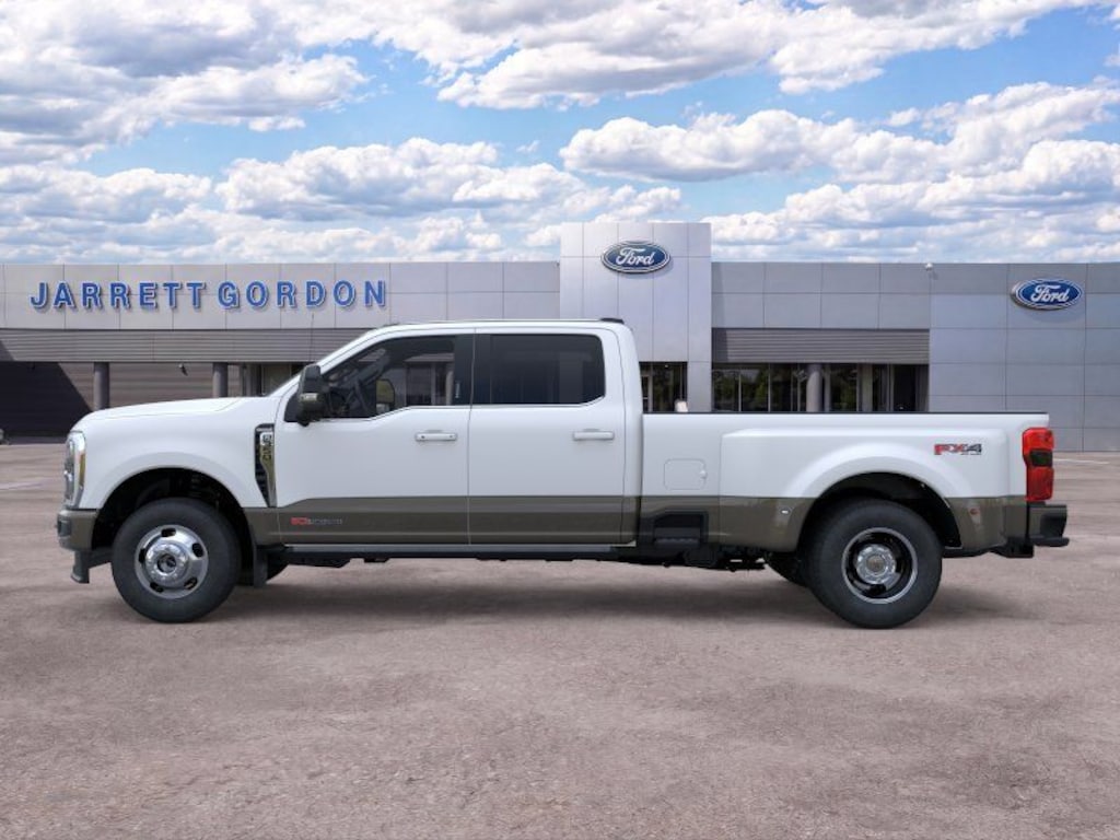 New 2026 Ford F-350 King Ranch Truck Crew Cab