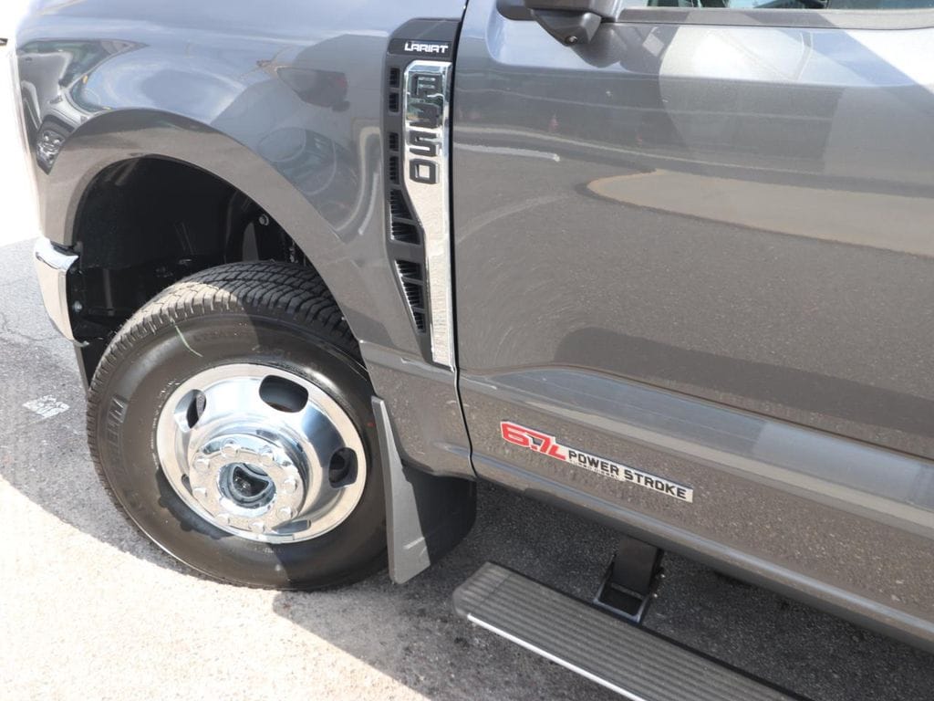 New 2026 Ford F-350SD ® Lariat® Truck