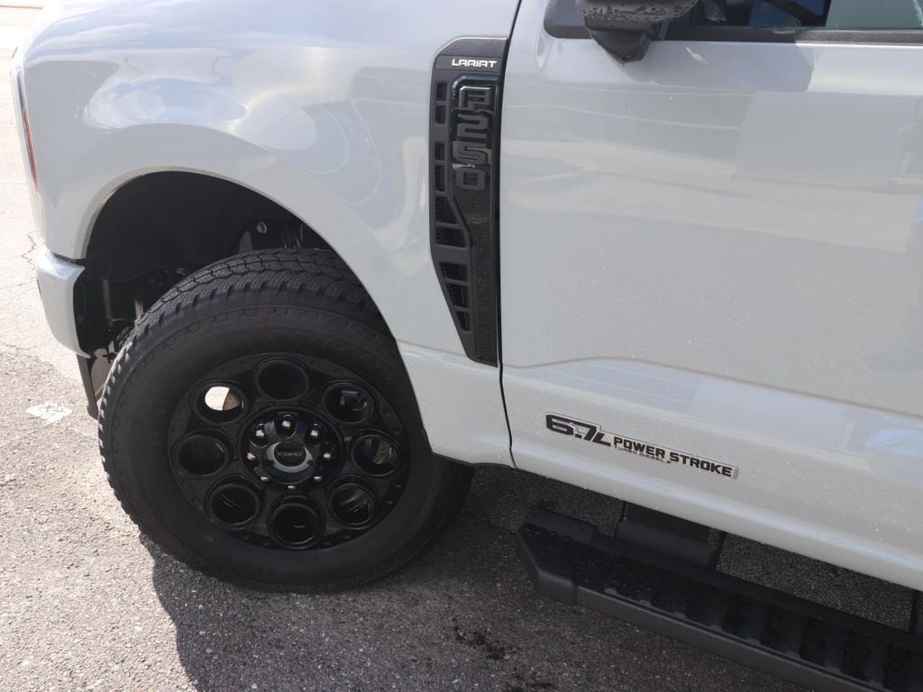 New 2026 Ford F-250SD ® Lariat® Truck