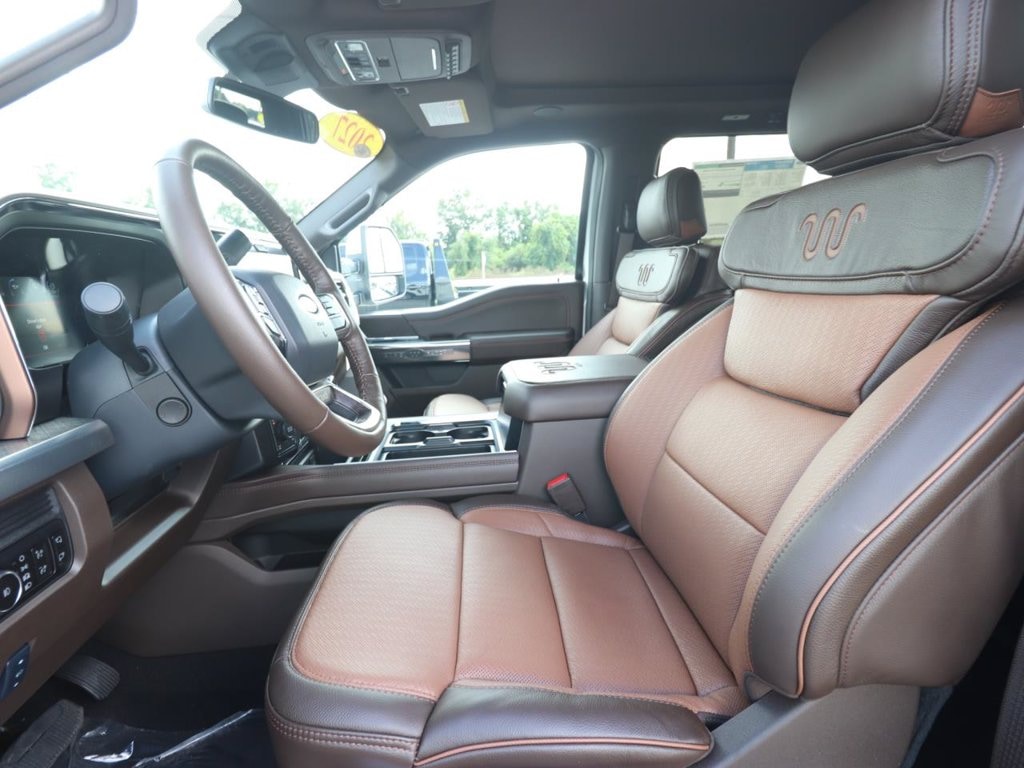 New 2027 Ford F-250SD ® King Ranch® Truck