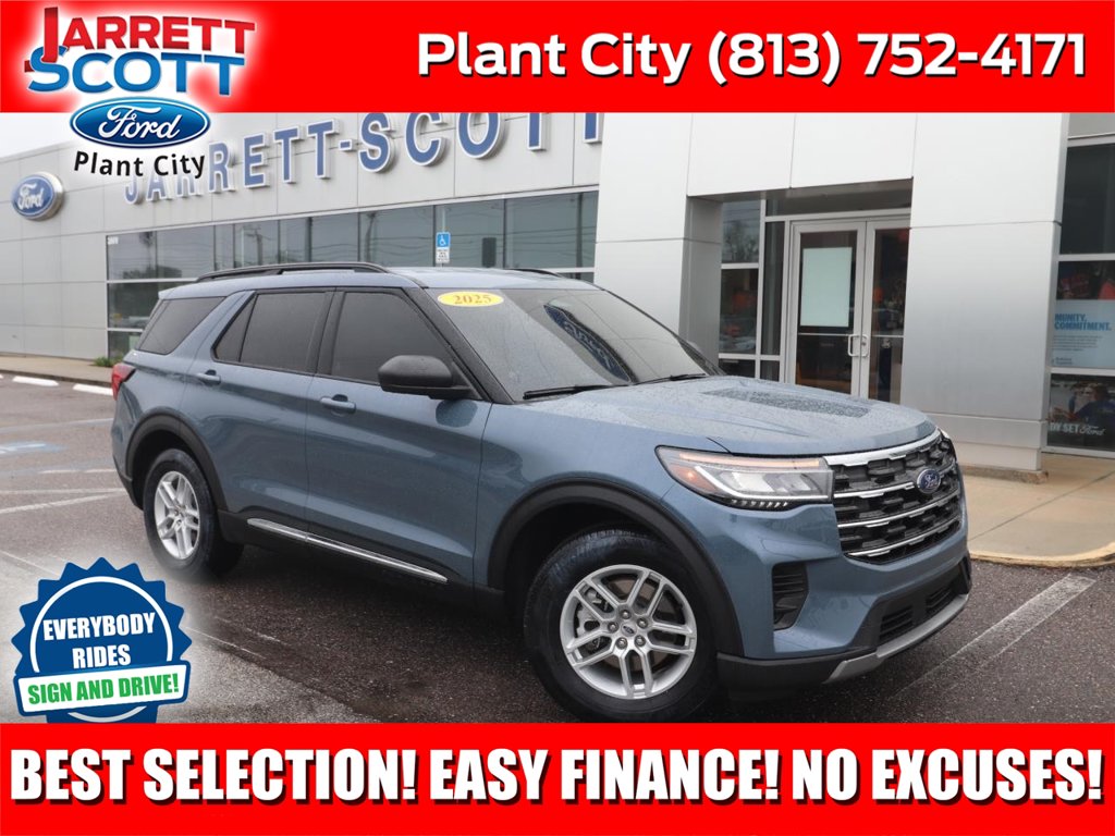 2025 Ford Explorer