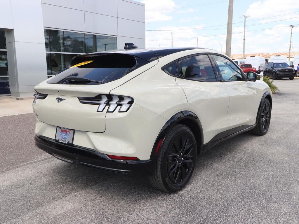 2026 Ford Mustang Mach-E Premium - Photo 15