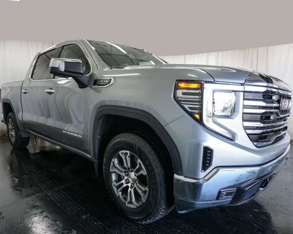Used 2025 GMC Sierra 1500 SLT Truck Crew Cab