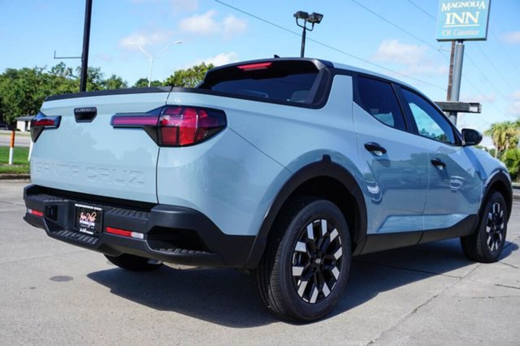 New 2027 Hyundai Santa Cruz SE FWD Truck