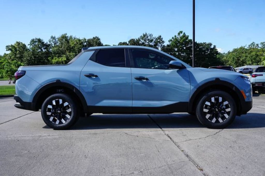 New 2027 Hyundai Santa Cruz SE FWD Truck
