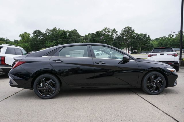 New 2026 Hyundai Elantra SEL Sport Plus Sedan