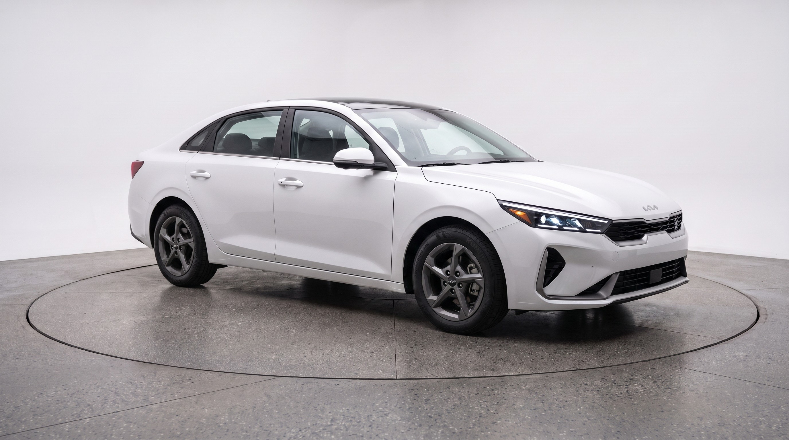 Thumbnail: 2025 Kia K4 - 1