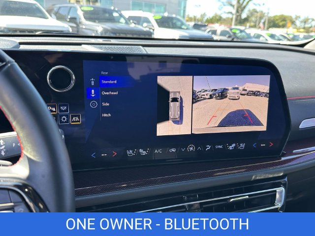 Used 2025 Chevrolet Traverse RS SUV
