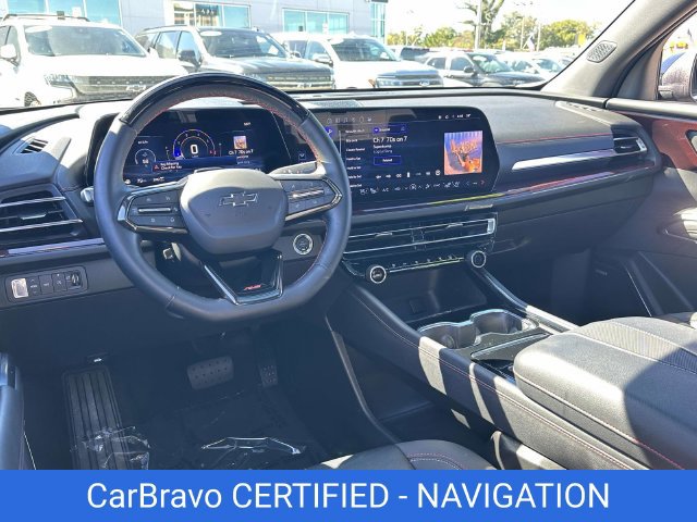 Used 2025 Chevrolet Traverse RS SUV
