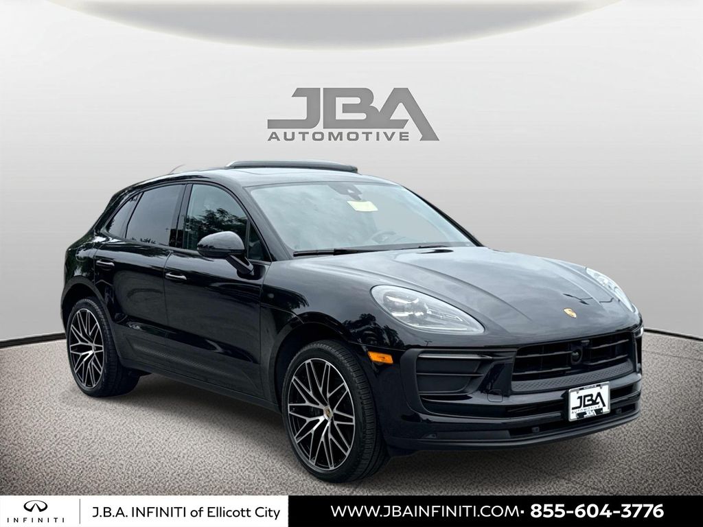 2025 Porsche Macan