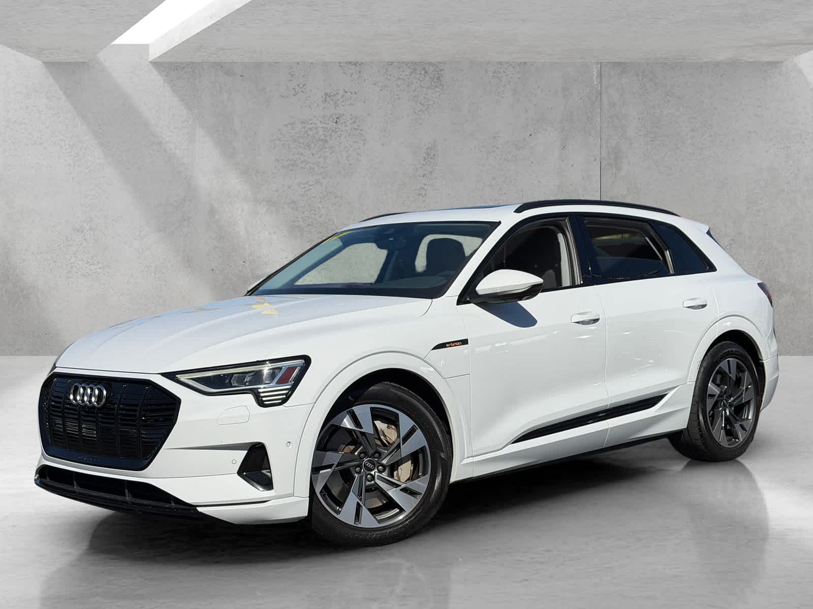 2022 Audi e-tron