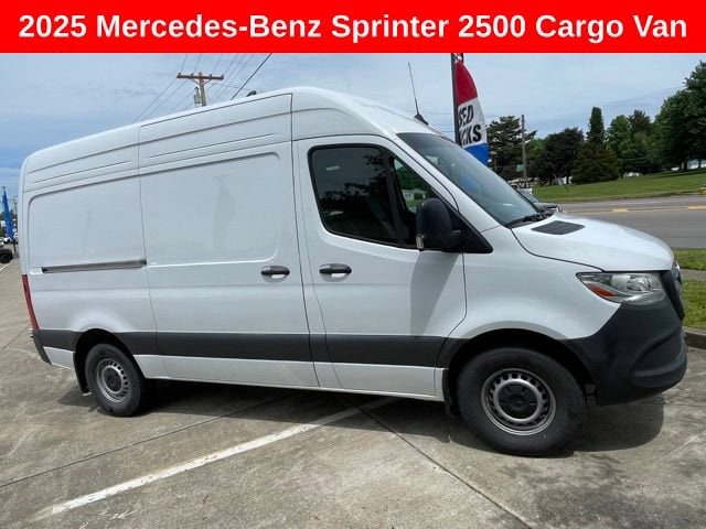 2025 Mercedes-Benz Sprinter Cargo Van