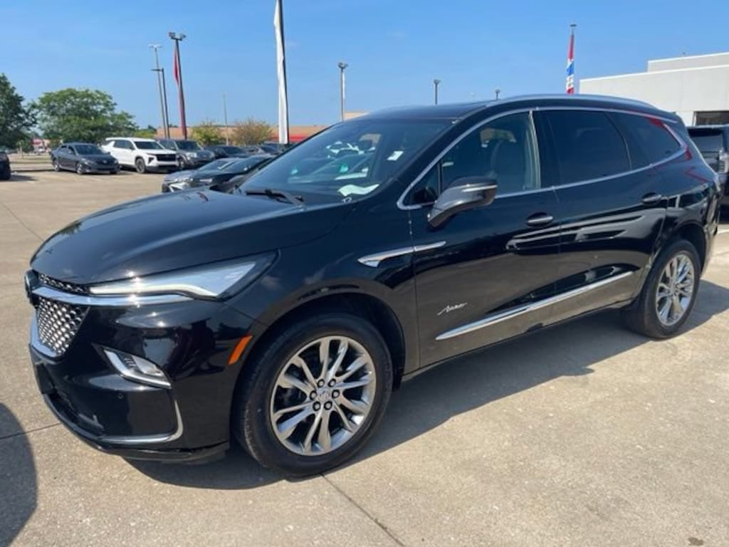 Used 2024 Buick Enclave Avenir SUV