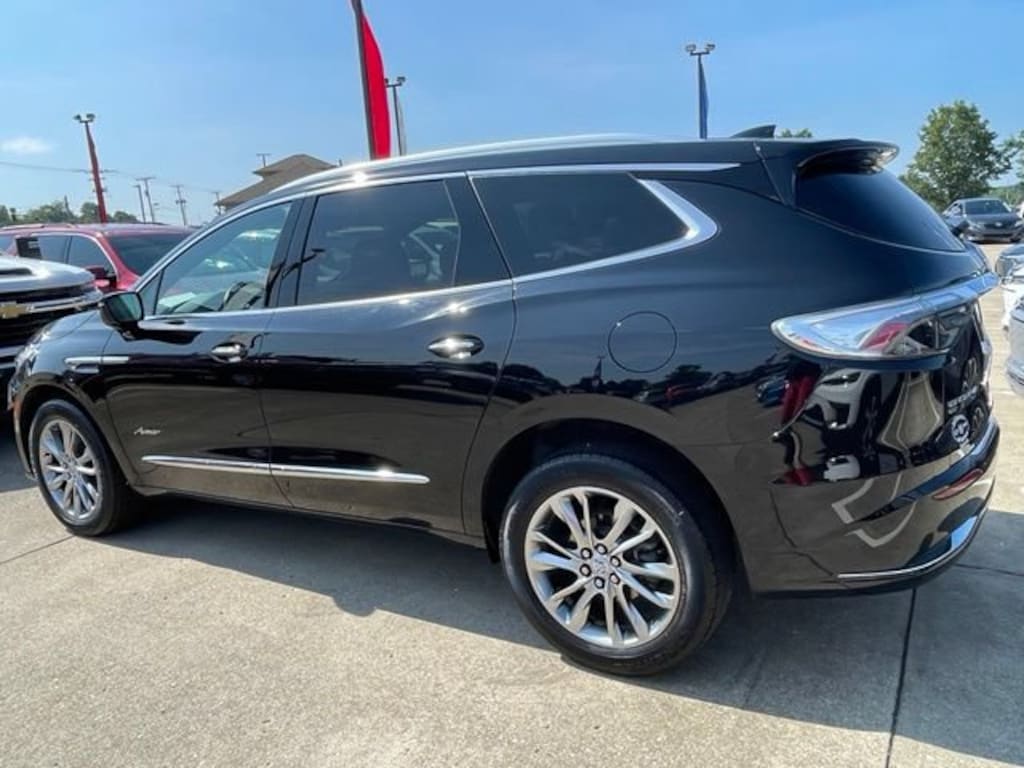 Used 2024 Buick Enclave Avenir SUV