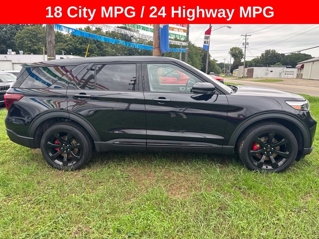 2022 Ford Explorer ST