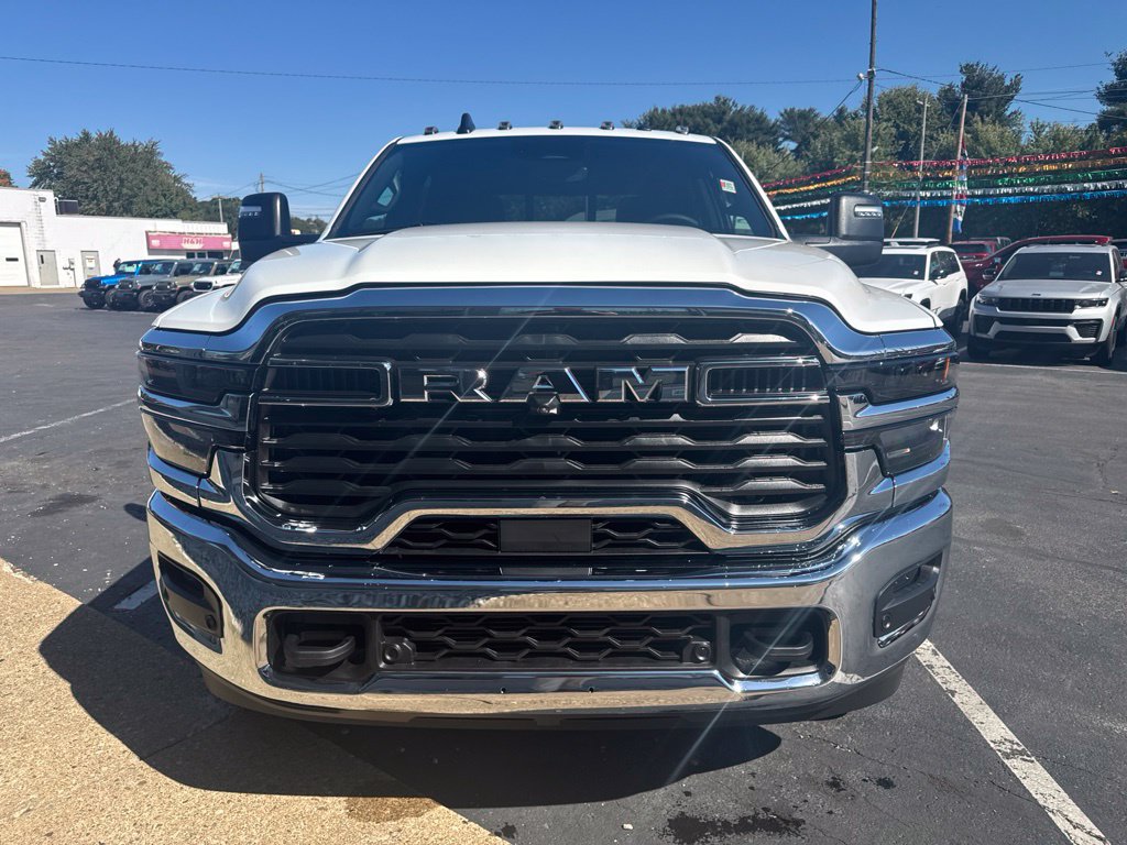 New 2027 Ram 2500 BIG HORN CREW CAB 4X4 6'4 BOX Pickup