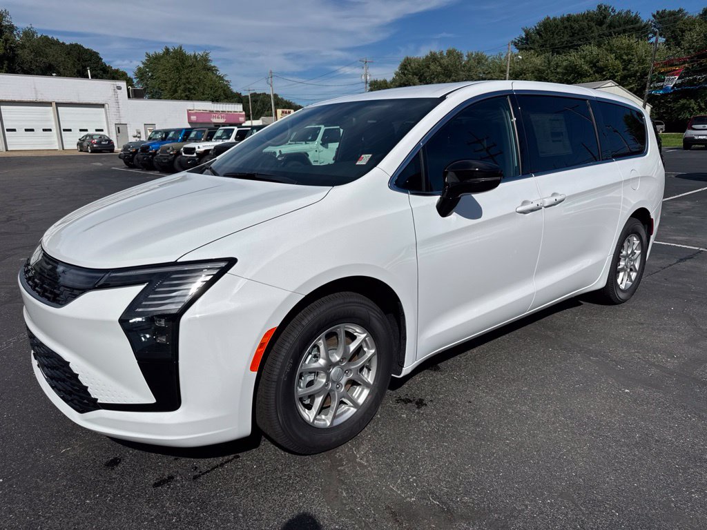 New 2027 Chrysler Pacifica SELECT Passenger Van