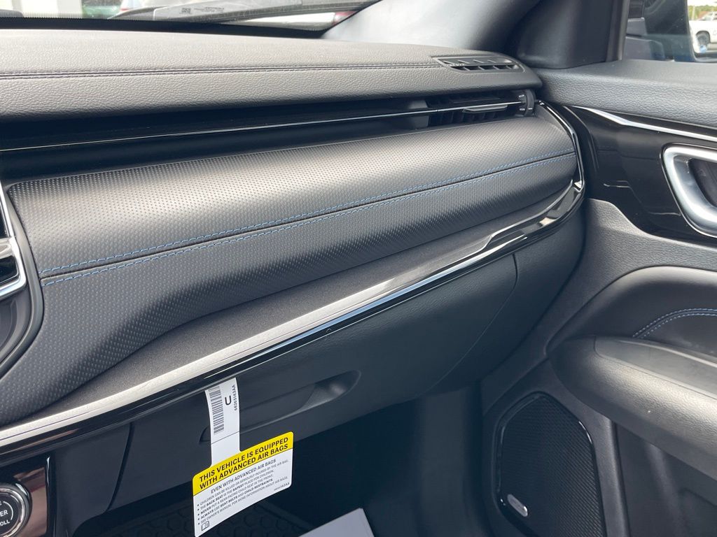2025 Jeep Compass Latitude - Photo 24