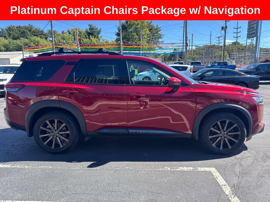 2023 Nissan Pathfinder Platinum