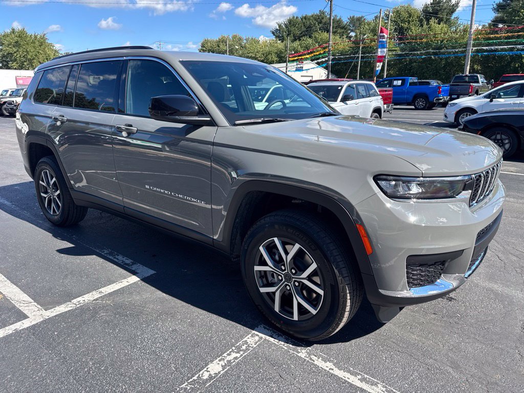 New 2027 Jeep Grand Cherokee L LAREDO X 4X4 Sport Utility