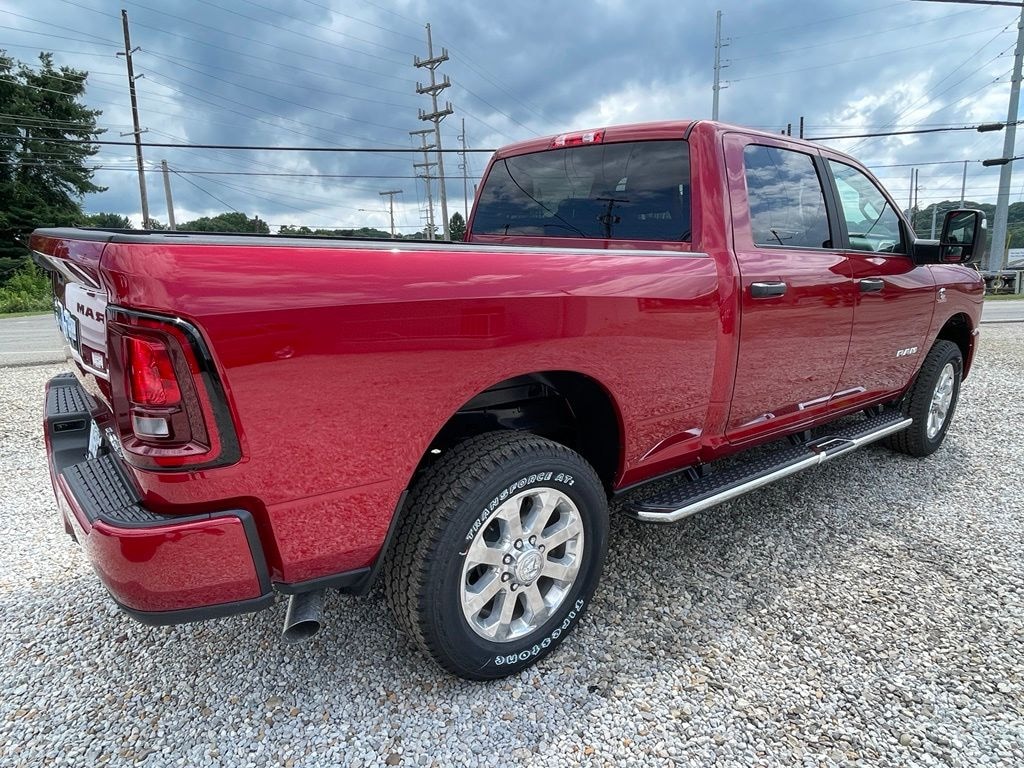 New 2026 Ram 2500 BIG HORN CREW CAB 4X4 6'4 BOX Pickup