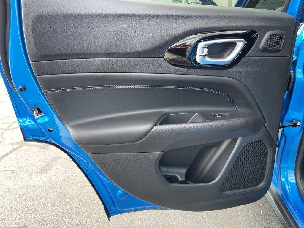 2025 Jeep Compass Latitude - Photo 20