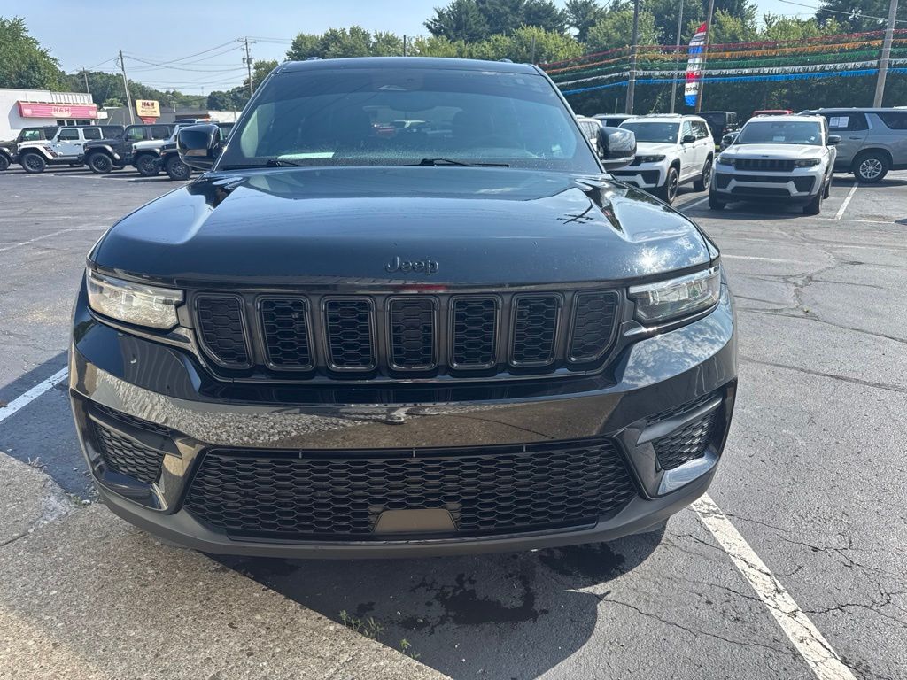 Used 2023 Jeep Grand Cherokee Altitude X SUV
