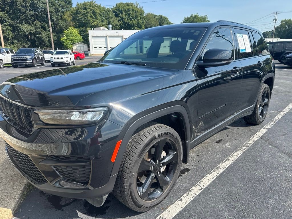 Used 2023 Jeep Grand Cherokee Altitude X SUV