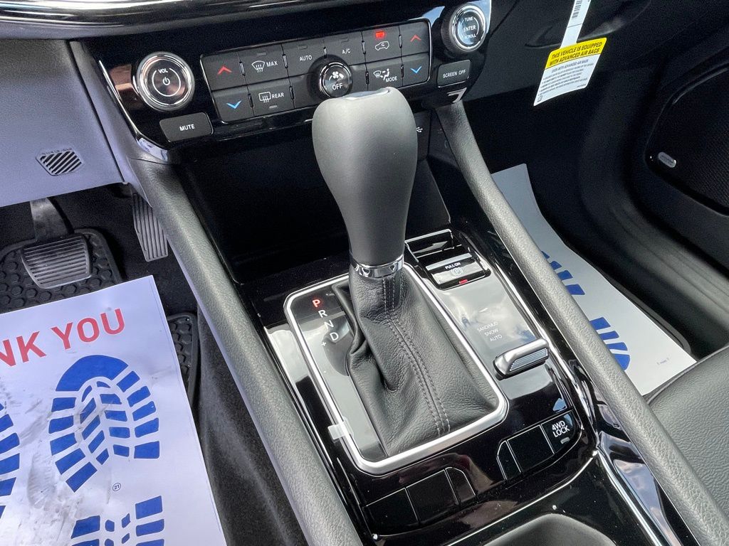 2025 Jeep Compass Latitude - Photo 23