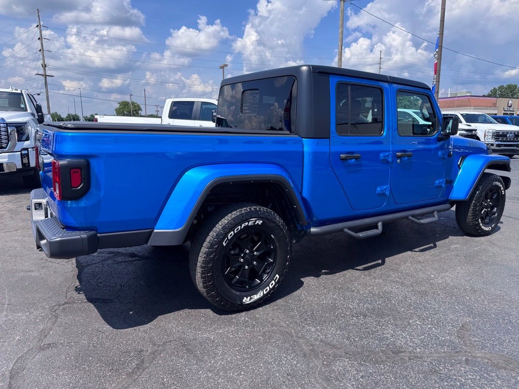 Used 2022 Jeep Gladiator Willys Truck