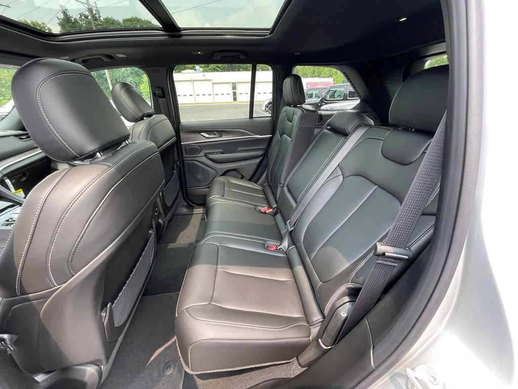 2026 Jeep Grand Cherokee Limited - Photo 19