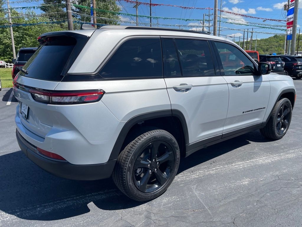 New 2026 Jeep Grand Cherokee LIMITED 4X4 Sport Utility