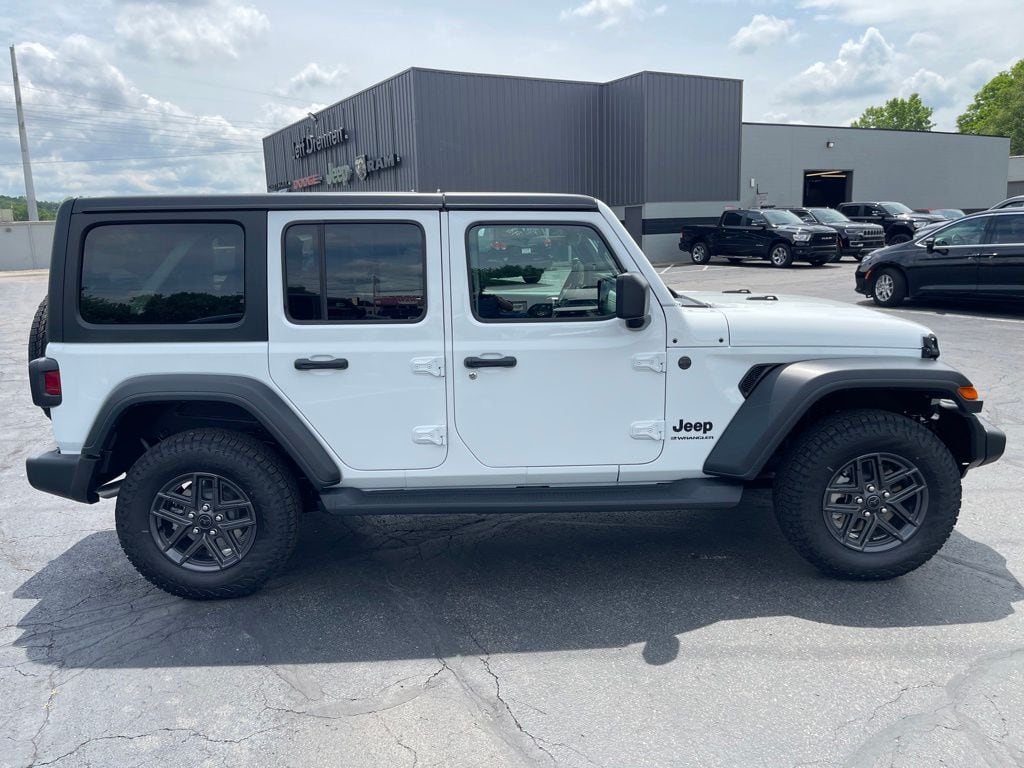 2026 Jeep Wrangler 4-Door Sport S - Photo 8