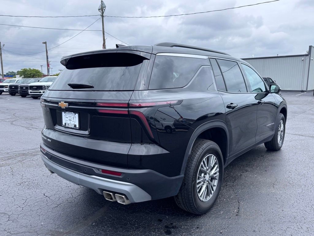Used 2026 Chevrolet Traverse LT SUV