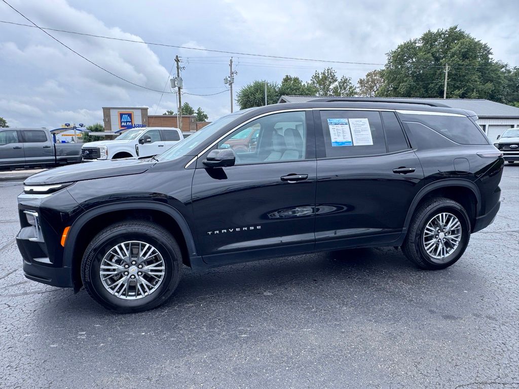 Used 2026 Chevrolet Traverse LT SUV