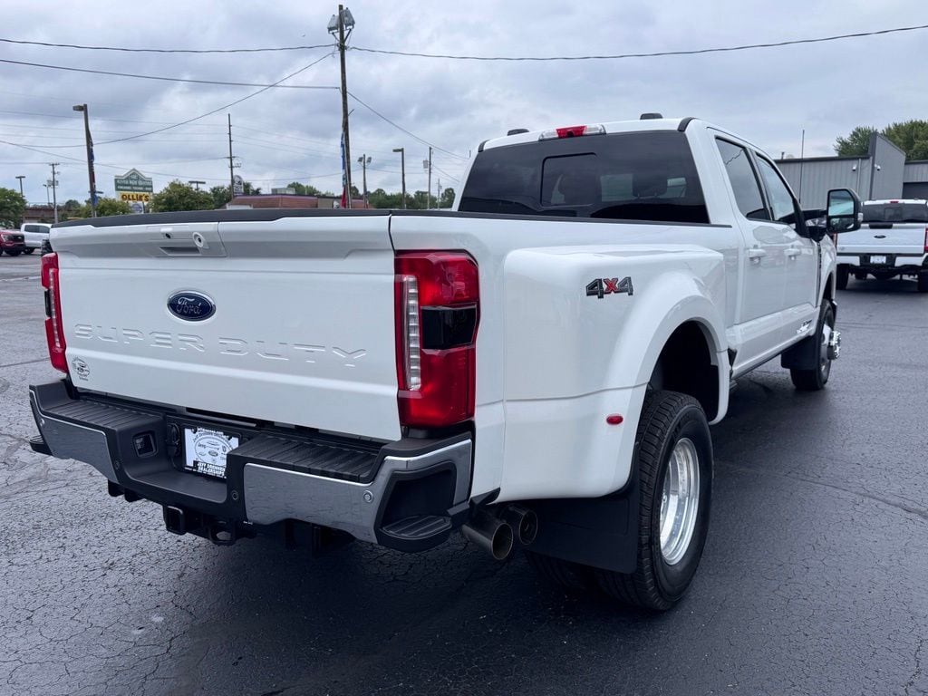 New 2026 Ford F-350SD Lariat Truck