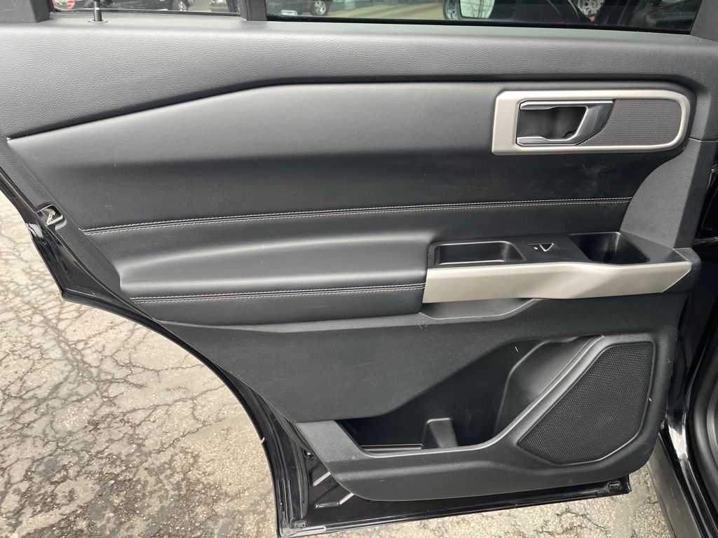 2022 Ford Explorer XLT - Photo 21