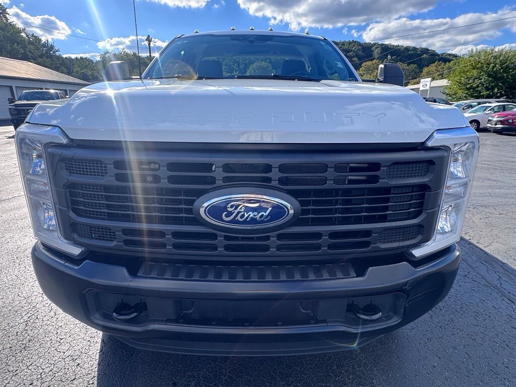 Used 2025 Ford F-250SD XLT Truck