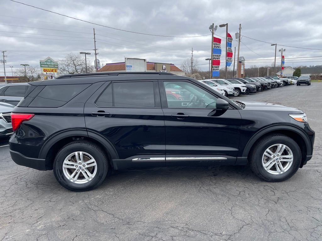 2022 Ford Explorer XLT - Photo 8